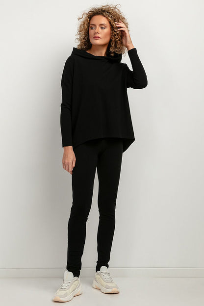 Elegant close-up of Tessita's OEKO-TEX certified leggings fabric, highlighting its premium cotton-polyester blend.