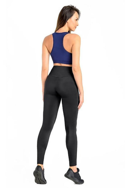 Teyli luxury women’s black sports leggings showcasing a sleek silhouette, designed for ultimate comfort and flexibility in physical activities and everyday casual styling.