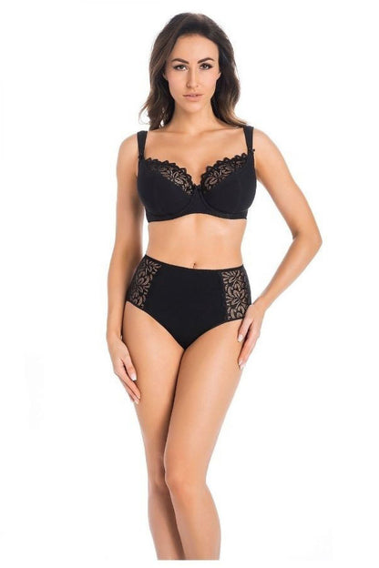 Exclusive high-waisted women's cotton briefs by Teyli, featuring elegant floral lace trim for a luxurious look and ultimate comfort.