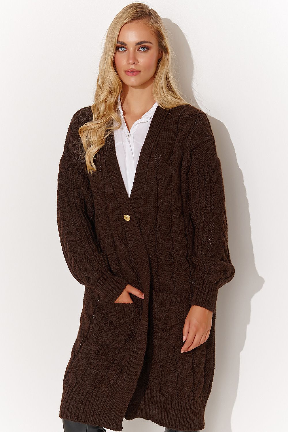 Luxurious women's cardigan sweater by Makadamia featuring an elegant plaid weave and chic gold button details, perfect for winter styling.