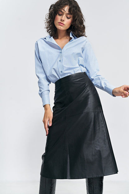 Elegant Trapeze Style Imitation Leather Skirt by Nife showcasing a flattering fit, perfect for autumn fashion.
