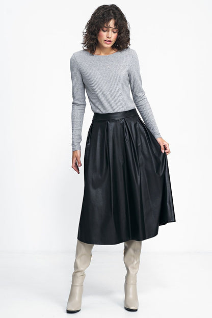 Close-up view of Nife's Luxury Midi Pleated Skirt with a waist belt, crafted from high-quality imitation leather, ideal for enhancing feminine silhouette.