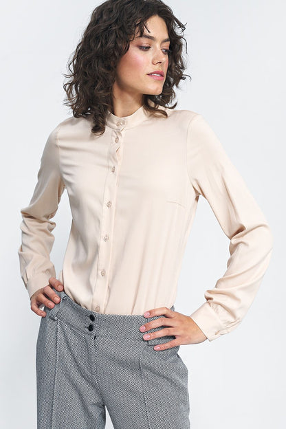 Nife long sleeve viscose shirt in a chic setting, highlighting its fashionable design and comfort.