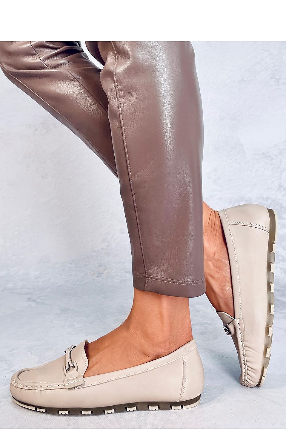 Stylish Inello Women's Classic Moccasins, featuring ecological leather and an elegant design ideal for fashionable wear.