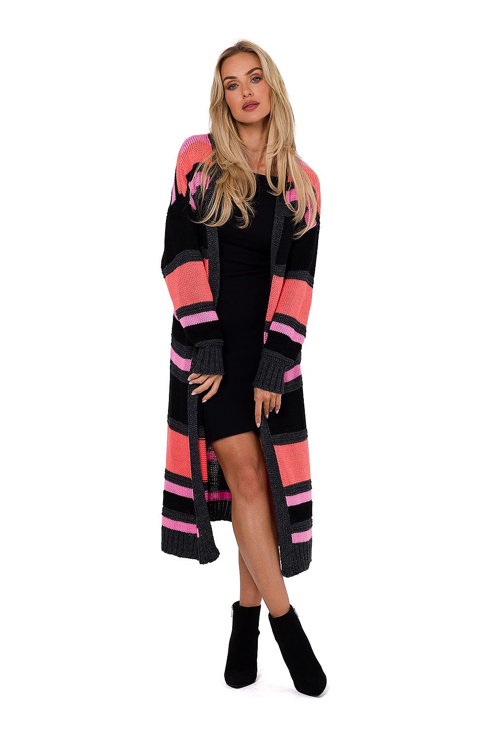 Elegant Moe Colourful Long Cardigan in vibrant hues, showcasing a chic unbuttoned style with long sleeves for a sophisticated look.