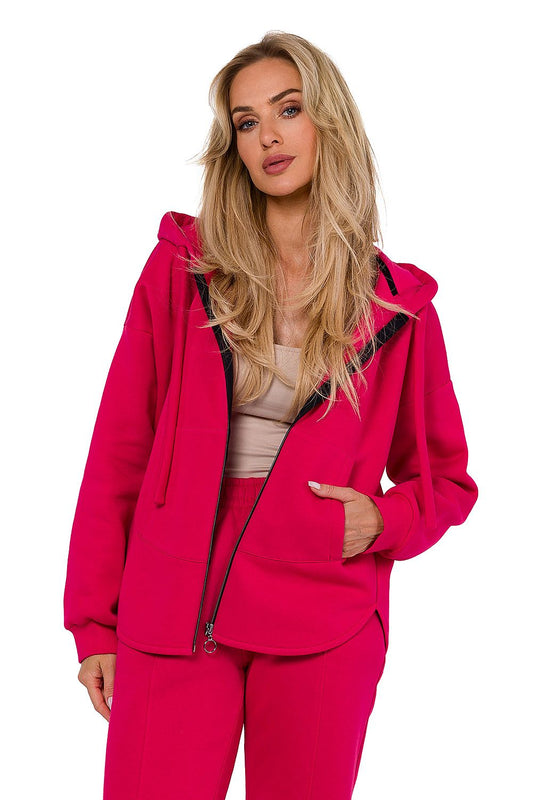 Elegant women's knitted zipper sweatshirt from Moe, featuring a kangaroo pocket and long sleeves, showcasing luxurious Polish design.