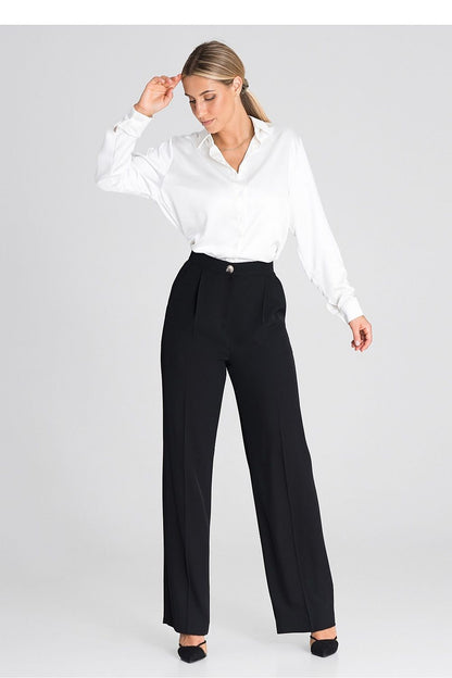 Elegant styling of Figl's high-waisted trousers, crafted in 100% polyester, ideal for both formal and casual occasions.