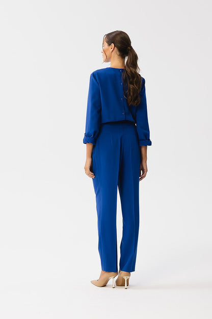 Fashionable one-piece jumpsuit by Stylove, designed with an elegant silhouette and adjustable long sleeves, perfect for both formal and casual events.