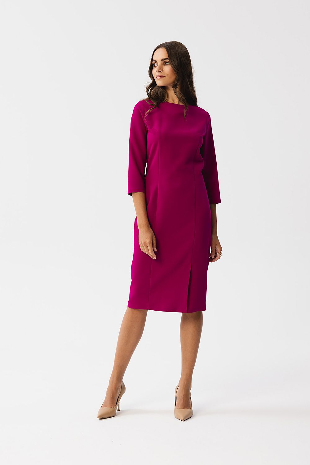 Stylish and versatile pencil cut dress by Stylove, showcasing a round neckline and elegant silhouette.