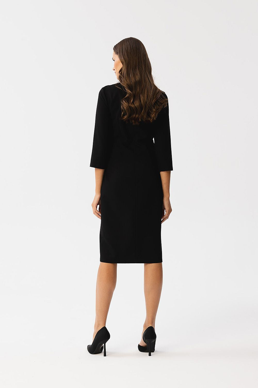Sophisticated Stylove pencil cut dress, ideal for confident dressing with 3/4 sleeves and slim fit.