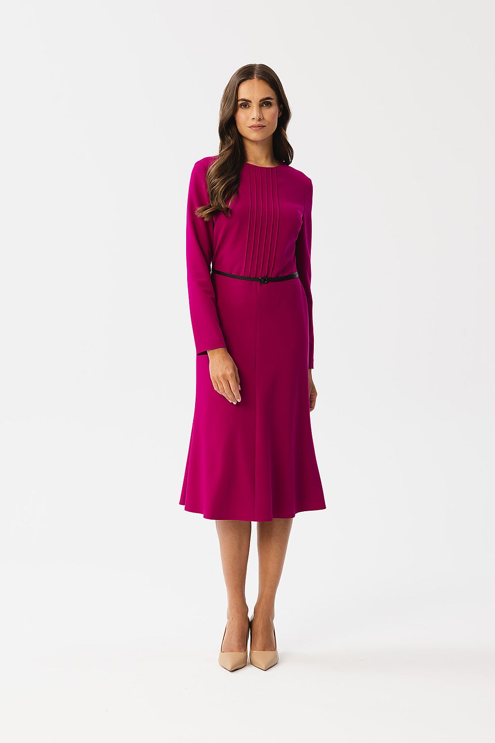 Stylove Women's Daydress with long straight sleeves, adorned with distinctive stitching, designed for both comfort and style.