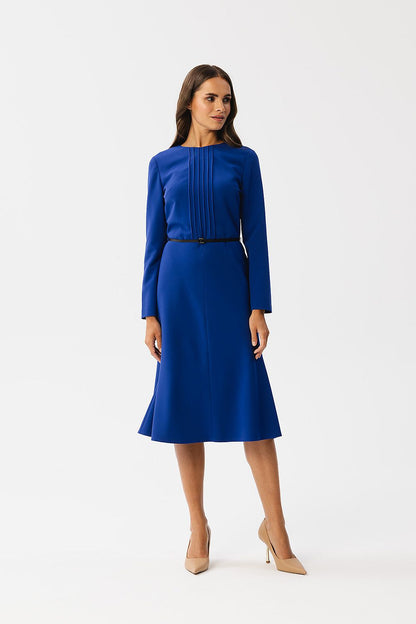 Stylove Women's Daydress styled with long straight sleeves ideal for versatile occasions.
