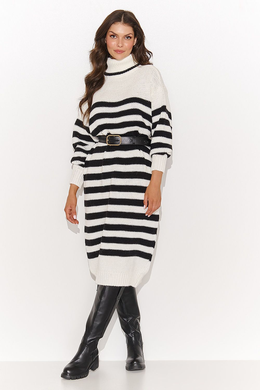 Luxurious women's turtleneck sweater dress with warm fleecy fabric by Numinou, designed for comfort and style.