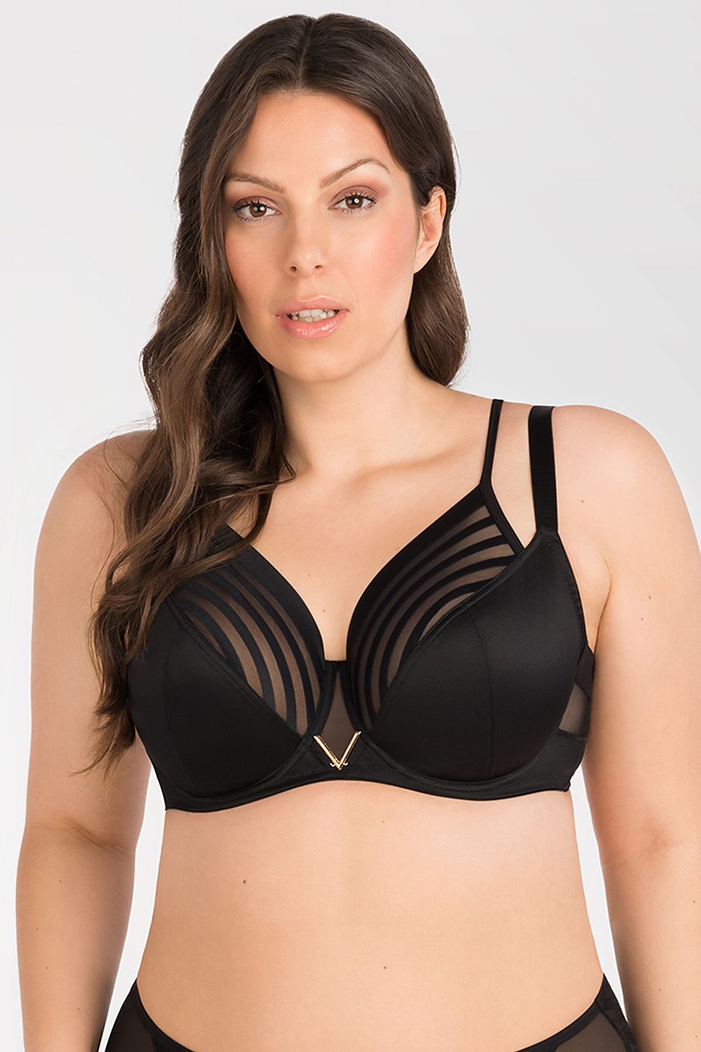 Luxurious Gorsenia Lingerie Soft Cleavage-Enhancing Bra featuring elegant design, ideal for larger bust sizes and adjustable straps for a perfect fit.