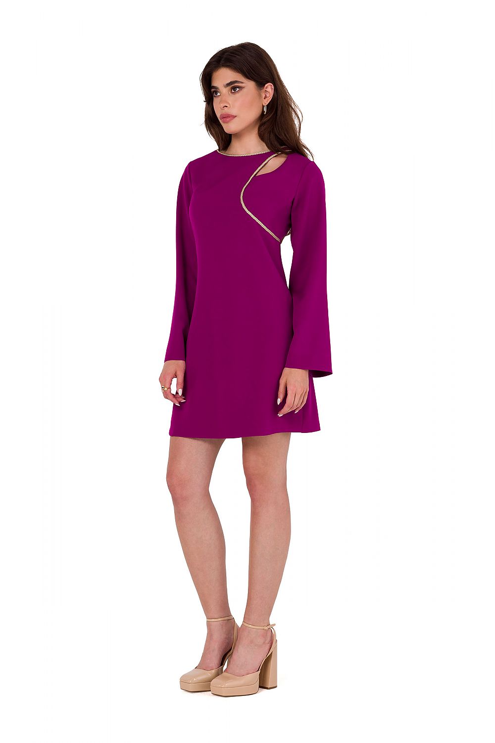 Stylish long wide sleeves and below-the-knee length of the Makover Women's Cocktail Dress, epitomising elegance and femininity.