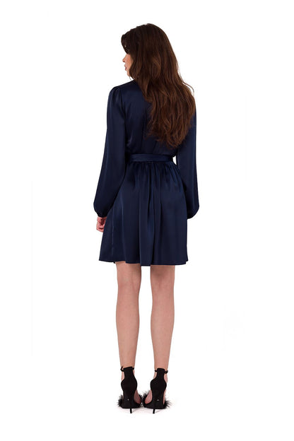 Close-up of the Makover evening dress showcasing its rich satin texture and delicate binding details for a chic look.