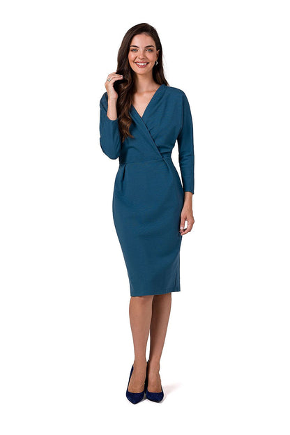 Close-up of the BeWear Daydress details, highlighting the stylish envelope top and exquisite slit at the back.