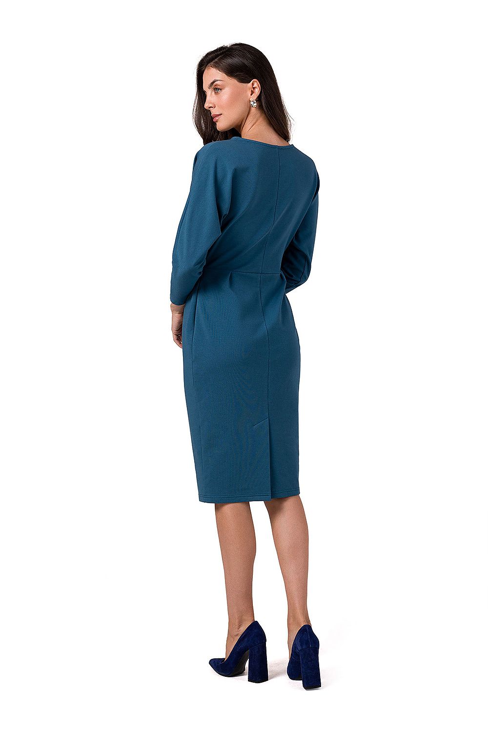 Model wearing the BeWear Daydress, exemplifying its comfortable fit and chic knee-length design perfect for various occasions.
