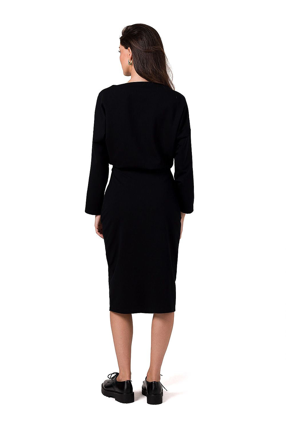 BeWear elegant midi dress styled with a waist tie, exemplifying sophistication and comfort for various occasions.