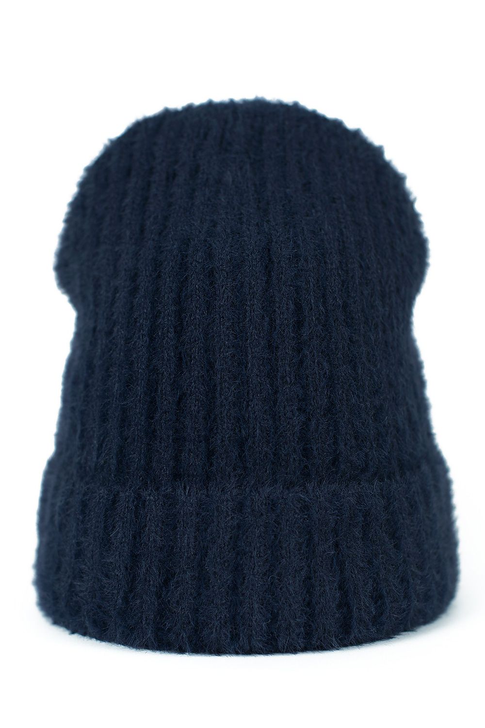 Luxuriously soft fluffy beanie hat by Art of Polo, showcasing a flexible design suitable for all head sizes, made in Poland.