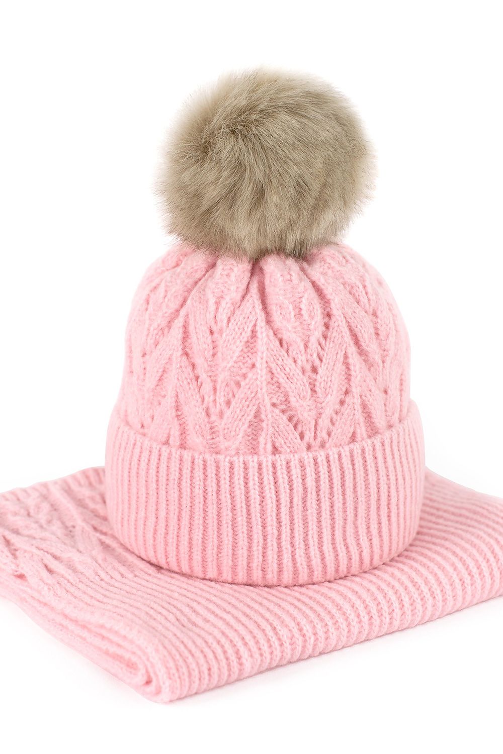Luxury Art of Polo insulated pom-pom cap featuring a premium yarn blend for ultimate comfort and warmth.