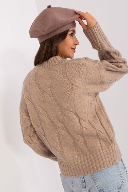 Elegant Chic Beret showcasing a delicate antenna, crafted from high-quality materials for a stylish accessory