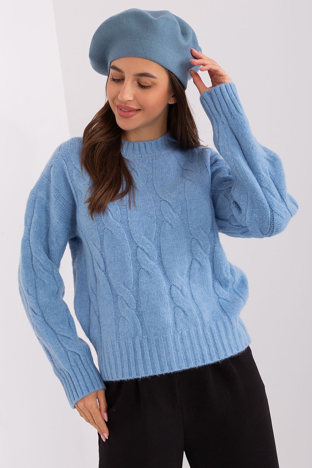 Sophisticated look of a delicate antenna beret, emphasising its luxury fabric blend of 50% acrylic, 30% cotton, and 20% cashmere.