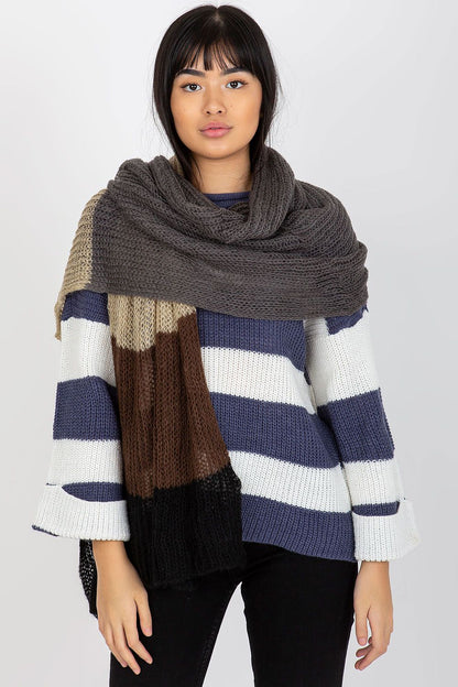  Shawl model 185901 AT 