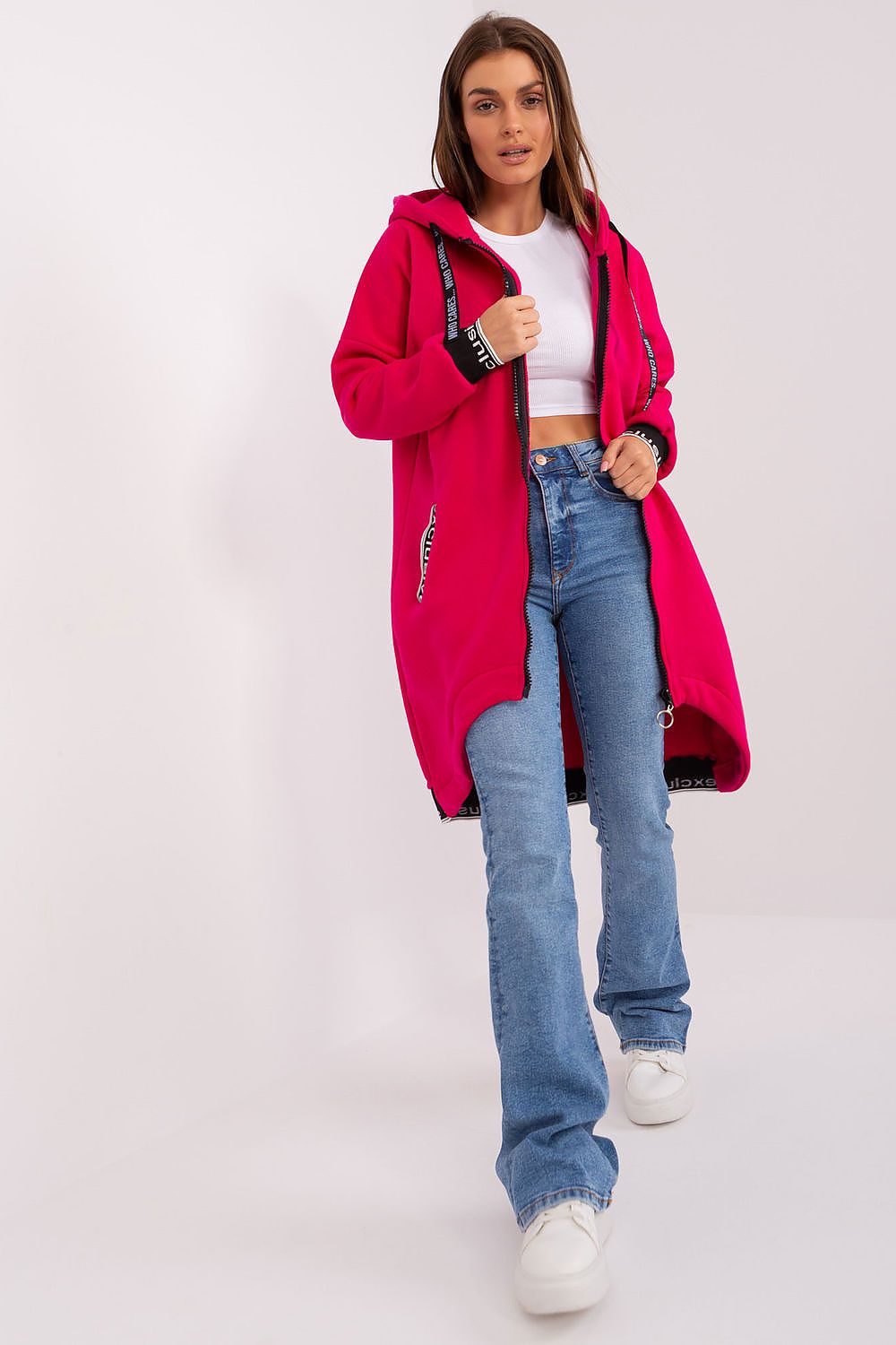 Elegant display of the luxury cotton blend extended sweatshirt showing off the smooth pattern and stylish silhouette, made for comfort and style.