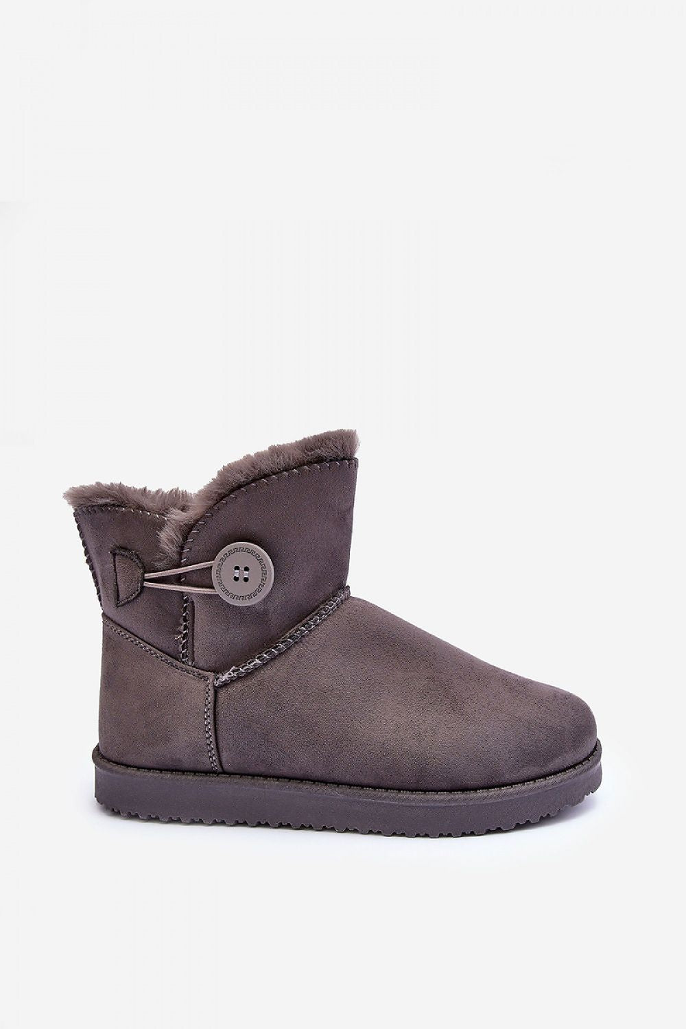 Stylish luxury snow boots with a 12 cm upper height and soft fur footbed, perfect for fashionable winter outings in cold weather.