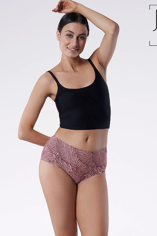 Elegant high-waisted Julimex women's panties featuring a seamless design for comfort and style, showcasing soft fabric and hygienic cotton insert.