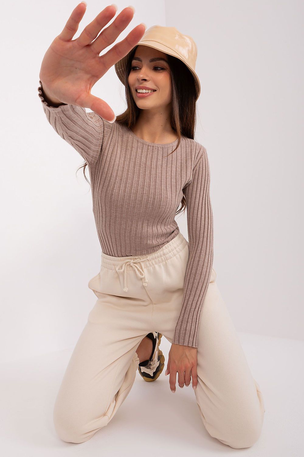 Factory Price Timeless Women's Classic Ribbed Sweater - Showcase of the beautifully textured ribbed fabric, conveying luxury and comfort for any occasion.