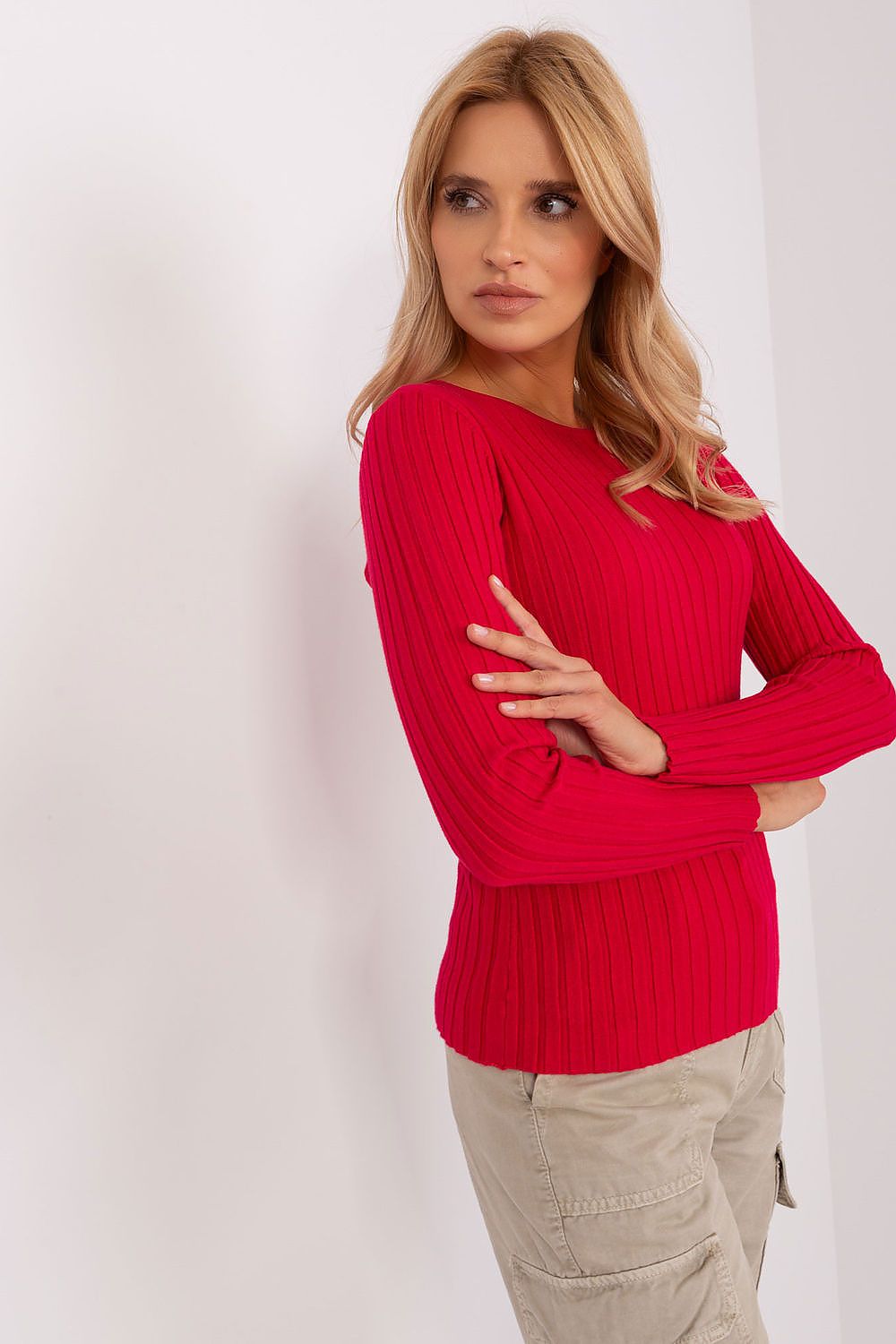 Factory Price Women's Classic Ribbed Sweater - Close-up of the luxurious ribbed fabric, exemplifying quality and elegance in seasonal fashion.