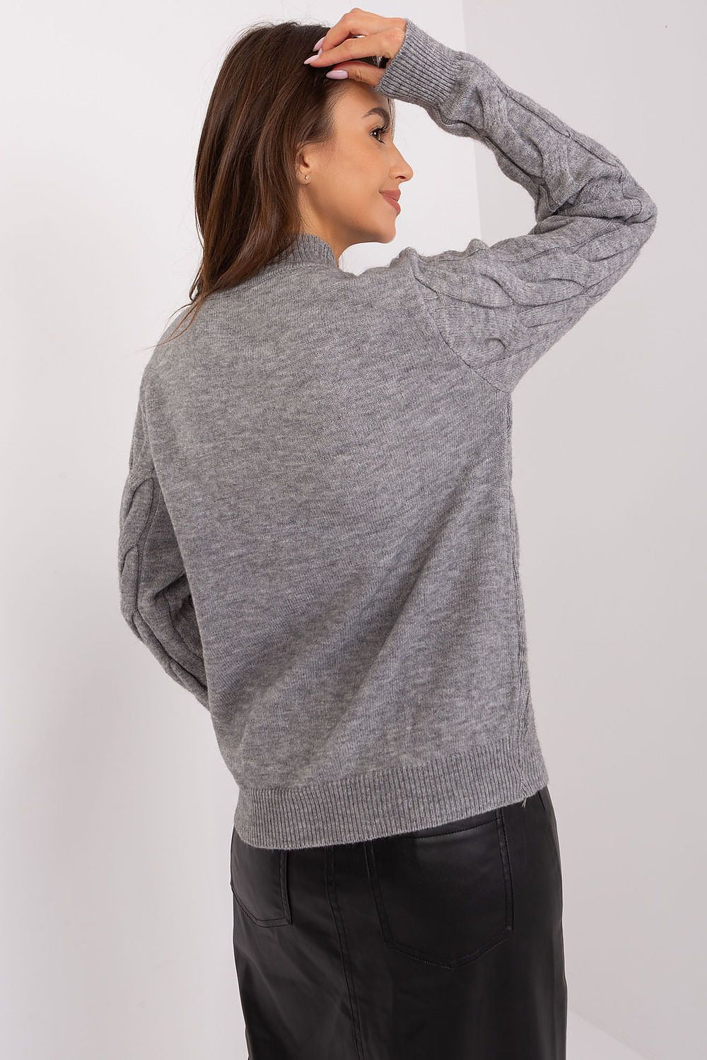 Versatile Women's Half Turtleneck Sweater by AT, ideal for colder days, combining style and comfort.