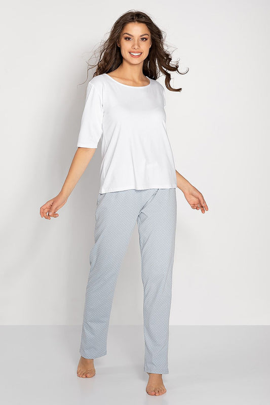Luxurious women's pajama set by Momenti Per Me, featuring breathable cotton and viscose fabric, U neckline, and oversized fit for ultimate comfort.