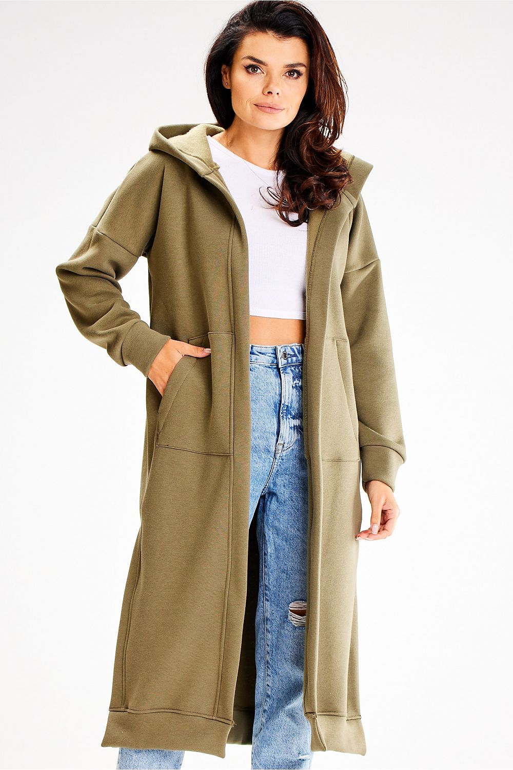 Luxurious Awama long loose-fitting sweatshirt in soft cotton blend, featuring a stylish hood and practical front pockets, ideal for comfortable wear.