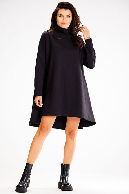 Stylish Luxury Awama Turtleneck Daydress featuring a loose trapezoidal design, perfect for elegant autumn styling.