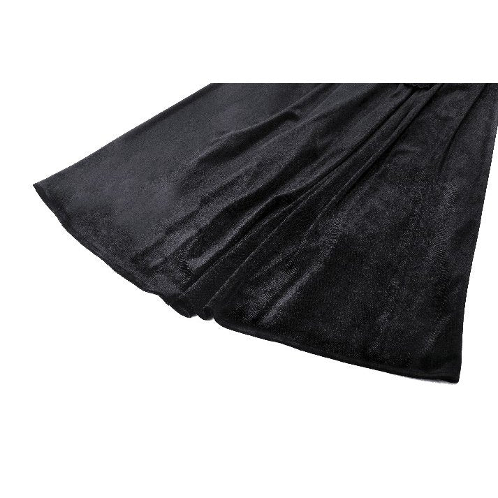 Detail shot of the lace trim on the Dark In Love Petricka Velvet Maxi Dress, embodying vintage charm and gothic allure.