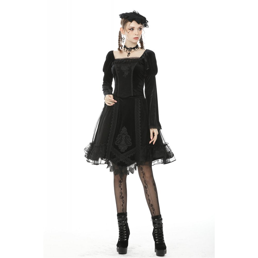 Close-up of the embroidered detailing on the Dark in Love Melisandre skirt, featuring intricate baroque designs on luxurious black velvet.