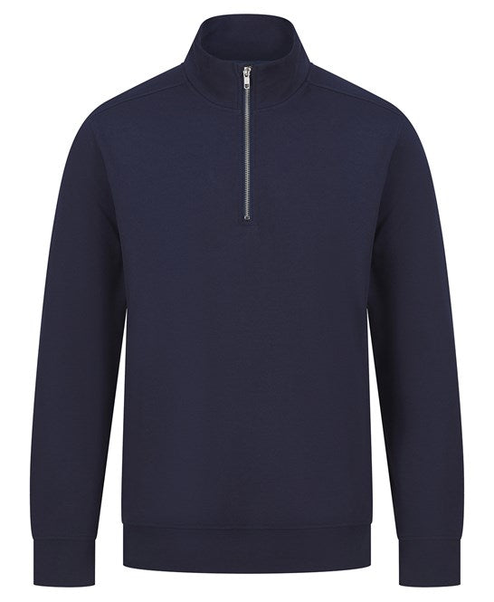 Stylish and sustainable 1/4 zip sweatshirt for all body types, showcasing a commitment to luxury and environmental responsibility.
