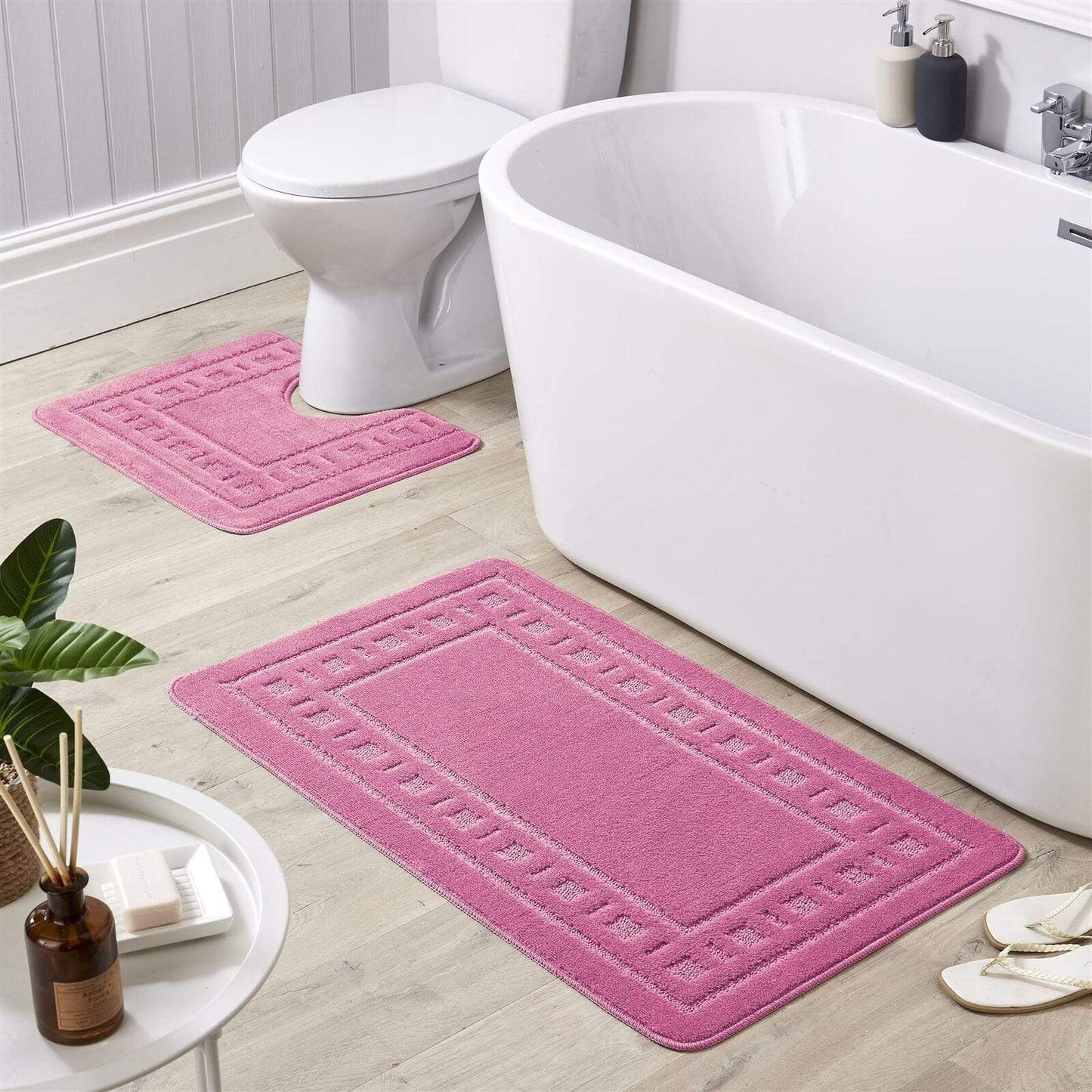 Stylish display of the Jumbo Miami Bath Mat Set by OLIVIA ROCCO, highlighting the ultra-absorbent properties and non-slip backing for safety and comfort in any modern bathroom.