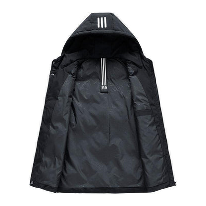 Chic men's vest jacket with padded lining and high neck, ideal for a sophisticated yet practical look in any season.