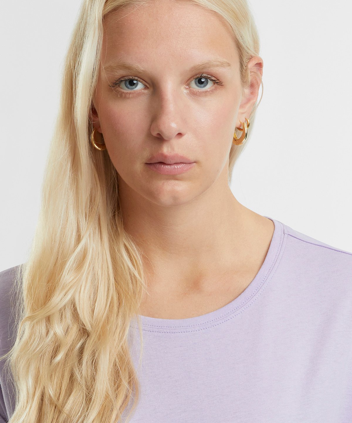 Luxury Organic Cotton Extended Shoulder T-Shirt for Women in a chic, breathable fabric; perfect for casual or layered outfits