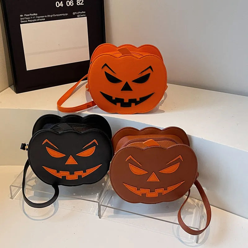 Luxurious Halloween pumpkin-shaped crossbody bag featuring a stylish round design crafted from high-quality PU, ideal for festive occasions.