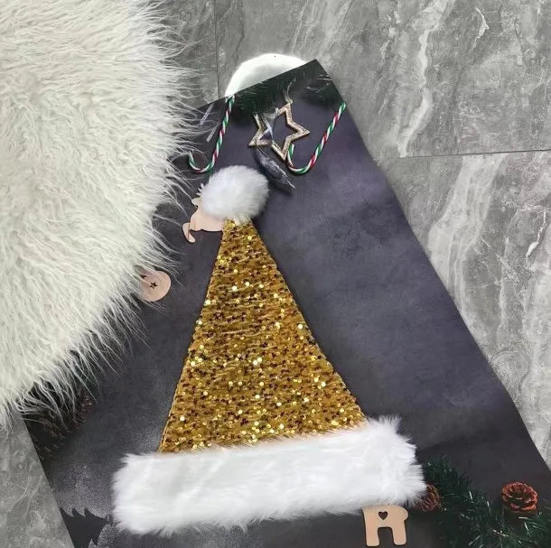 Chic presentation of the one-size-fits-most Christmas Festival Hat, combining elegance and simplicity for a sophisticated holiday look.