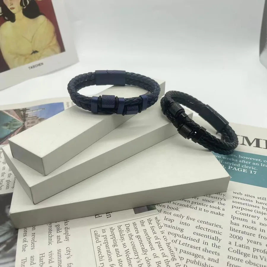 Luxurious Retro Solid Color PU Leather Asymmetrical Men's Bangle, showcasing elegant craftsmanship and modern design, perfect for daily wear.