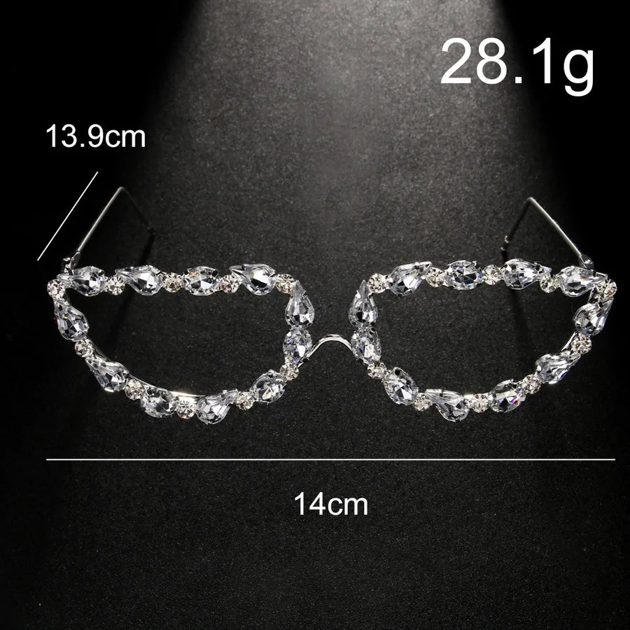 Elegant women's cat eye glasses with geometric full frame design, perfect for casual and party occasions.