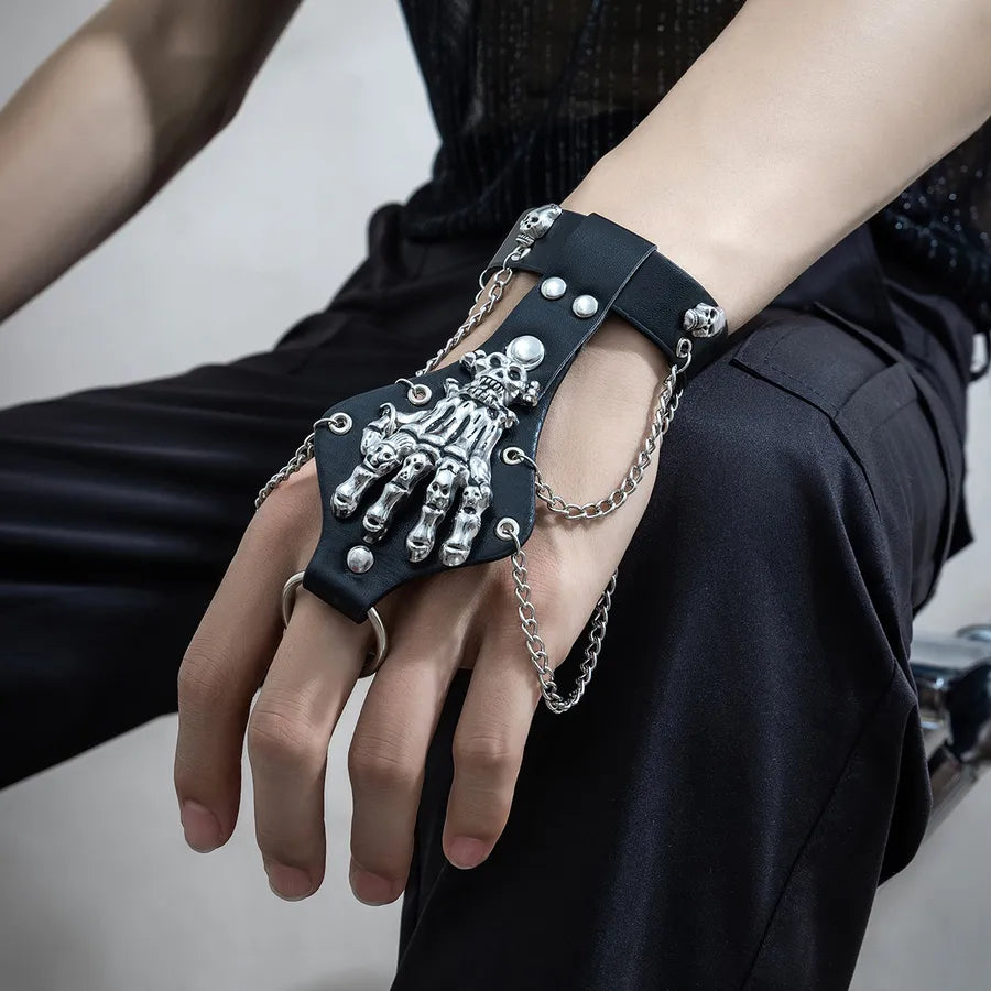 Elegant Street Cool Men's Skull & Iron Chain Bracelet in Vintage Hip Hop Style featuring refined artificial leather, perfect for enhancing your street fashion ensemble.