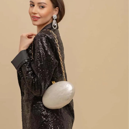 Stylish Luxury Acrylic Evening Tote Bag showcasing its versatile chain strap, designed for elegant carry ease, ideal for upscale gatherings and cocktail parties.