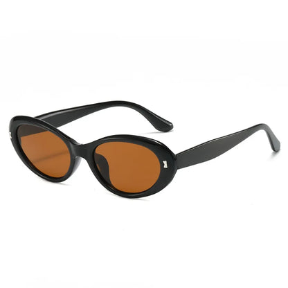 Elegant women's full frame cat-eye sunglasses with geometric pattern, perfect for outdoor wear and vacation style.